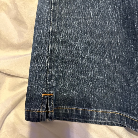 GUC Old Navy Blue Jeans. Size 14. - Picture 3 of 10